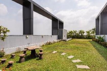 The Tree Bang Po Station - image 10