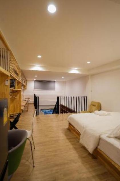 New Chic Duplex space-JJ market-Aree-Wifiparking1 - image 11