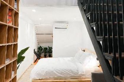New Chic Duplex space-JJ market-Aree-Wifiparking1 - image 3