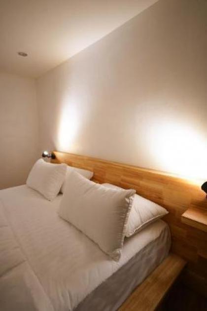 New Chic Duplex space-JJ market-Aree-Wifiparking1 - image 4