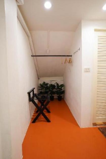 New Chic Duplex space-JJ market-Aree-Wifiparking1 - image 6