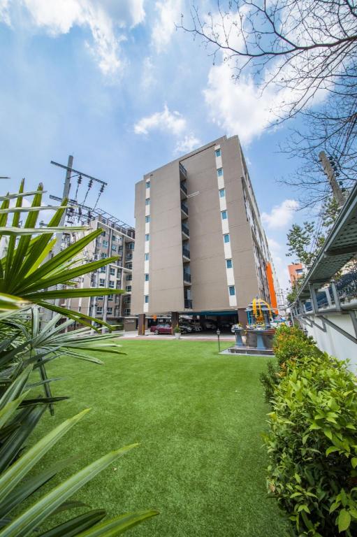 The Lodge @ Min Residence - image 2