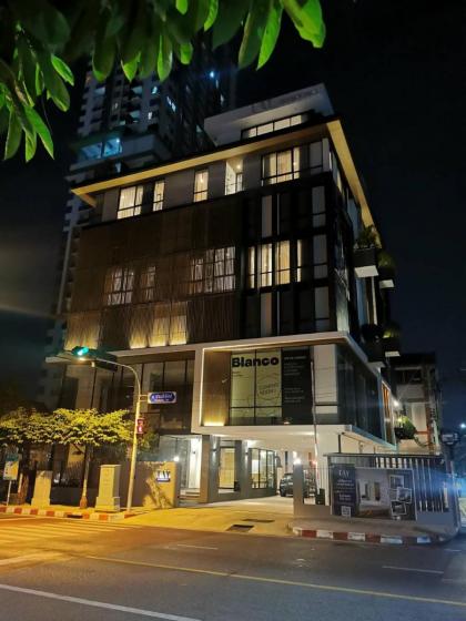 Tay Residence Bangkok 