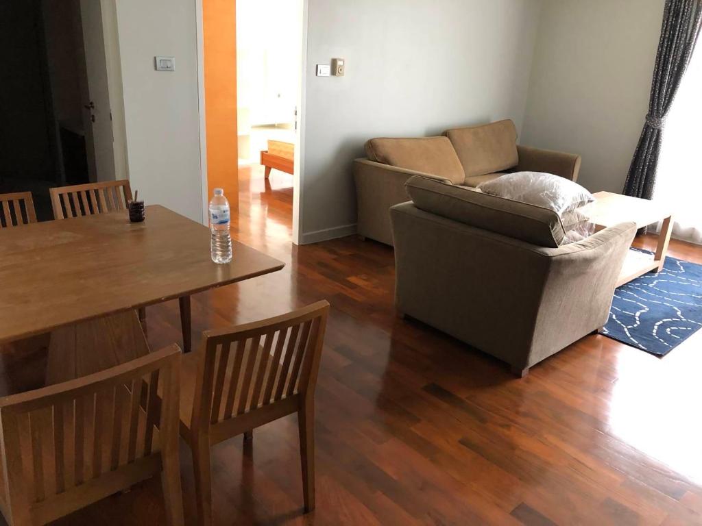 CBD 1Bedroom 3-min walk to Ploenchit BTS - image 5