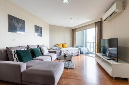 Bangkok 430-Senior apartment near MRT Rama 9 Bangkok