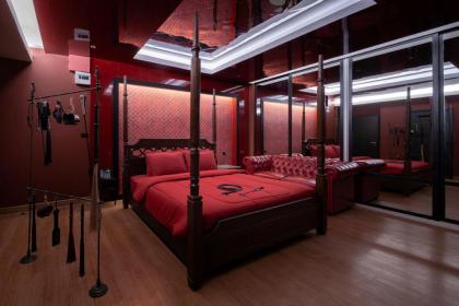 G BOUTIQUE SURAWONG BANGKOK