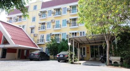 OYO 75429 101​ Place​ Navanakorn  - image 12