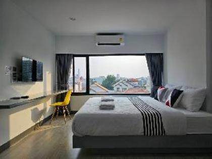 AREA Place - image 5