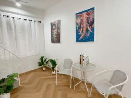 Unwind in oldtown2BRprivate flnear Grand Palace - image 14
