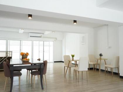 RoomQuest IT Square Don Mueang Airport - image 7