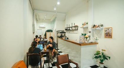 Noir Cafe And Hostel - Chinatown - image 19