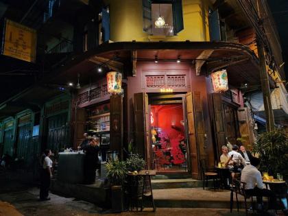 Noir Cafe And Hostel - Chinatown - image 6