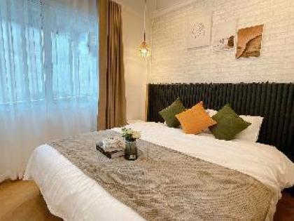 Entire floorDecorated cozy homenear Grand Palace - image 6