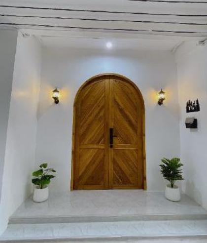 Entire floorDecorated cozy homenear Grand Palace - image 9