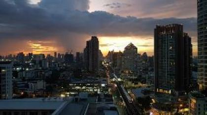 High-Class Condo at Sukhumvit - image 19
