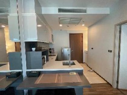 High-Class Condo at Sukhumvit - image 4