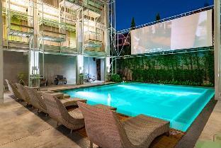 Khaosan-Samsen Street in Bangkok - image 5