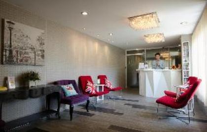 One bedroom at Sathorn 40sqm - image 8