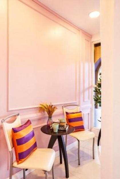 Deluxe Double Room at Asoke 25sqm - image 15