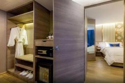 Premier Room at Sukhumvit 5 40sqm - image 2