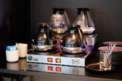 Deluxe Room at Sukhumvit 1  27sqm - image 14