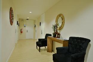Deluxe Room at Sukhumvit 1 40sqm - image 3