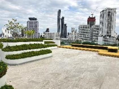 Chewathai Thong Lo/Modern Condo/Private/Gym/Pool - image 11