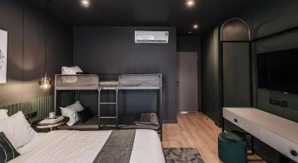 Cher Hostel Bangkok - image 18