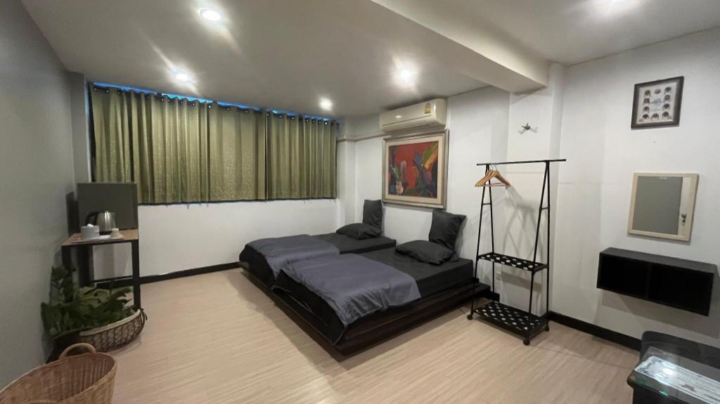 Donmueang Station Hostel - image 3