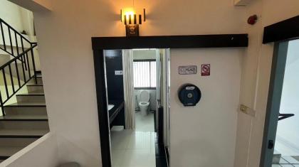 Donmueang Station Hostel - image 8