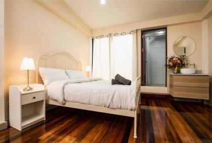 Cozy Townhouse