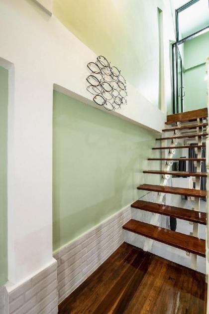 Cozy Townhouse - image 7