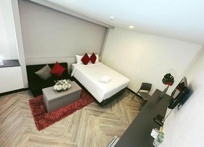 14 Sathorn hotel 