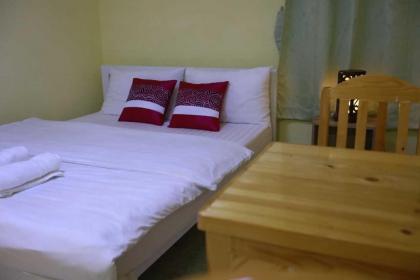 OYO 75440 Nara Hostel - image 12
