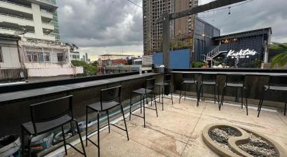 Comfy Crib Hostel Bangkok - image 6