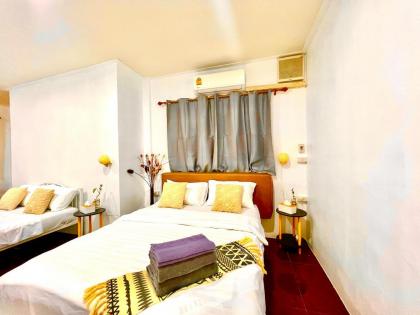 Getaway Villa Bangkok-4 Bedroom 6 Beds and 5 bath - image 14