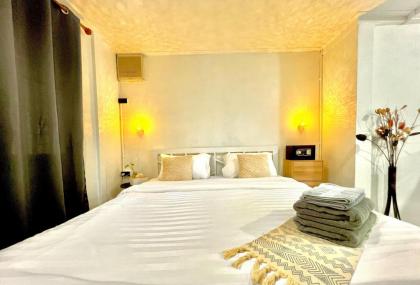 Getaway Villa Bangkok-4 Bedroom 6 Beds and 5 bath - image 16