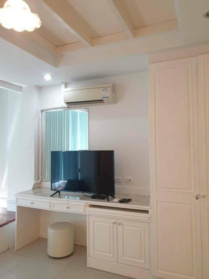 KS Suites Bangkok - image 3