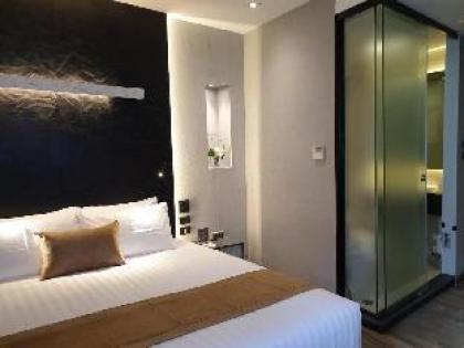 Premium room at Silom 19sqm - image 9