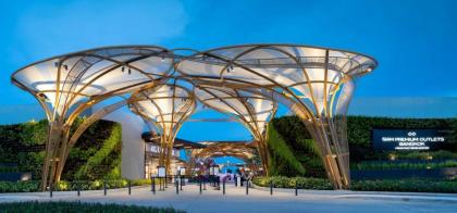 OMOOMO near Suvarnabhumi Airport - image 15