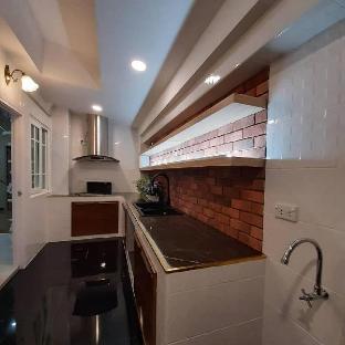 Bmm house - main image