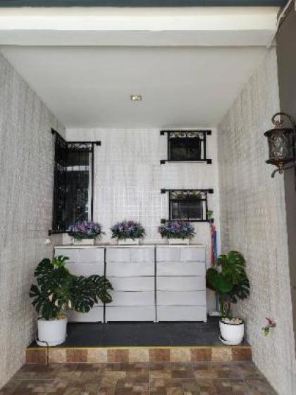 Bmm house - image 11