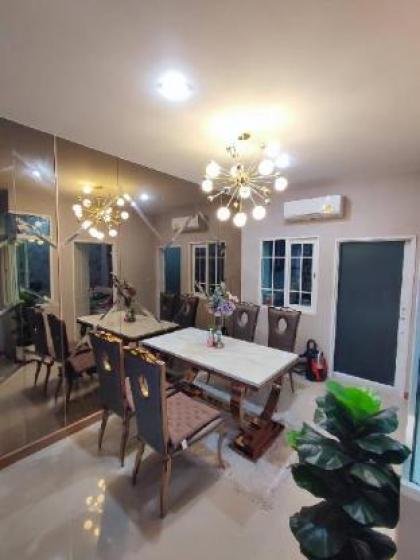 Bmm house - image 18
