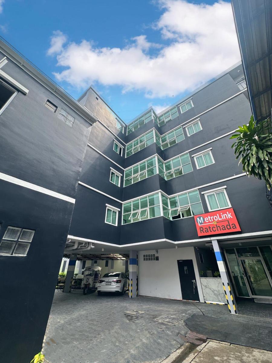 Metro Link Ratchada Hotel - main image