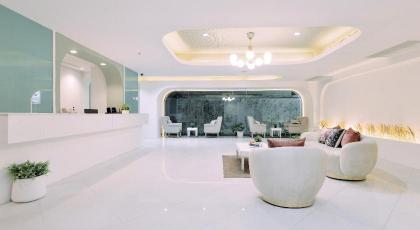 Tori crown hotel - image 12