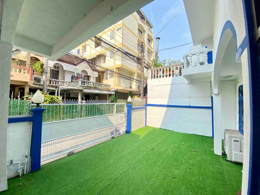 huai khwang曼谷老城区/6卧室花园泳池别墅 - image 5