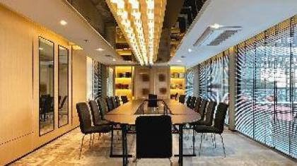 Grand Swiss Hotel Sukhumvit 11 - image 20