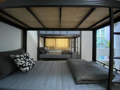 Doodle Lodge Bangkok - image 2
