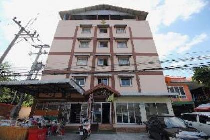 Baan Yuyuen - image 2