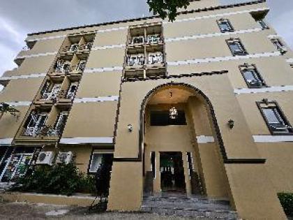 Royal Pimand Hotel - image 17